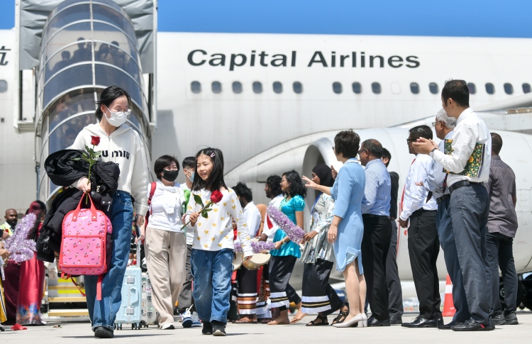 China in Maldives' top 10 markets within 4 days of first flight