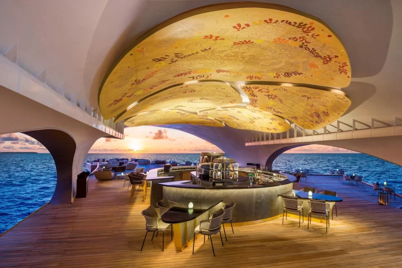 The St. Regis Maldives Vommuli Resort Restaurant